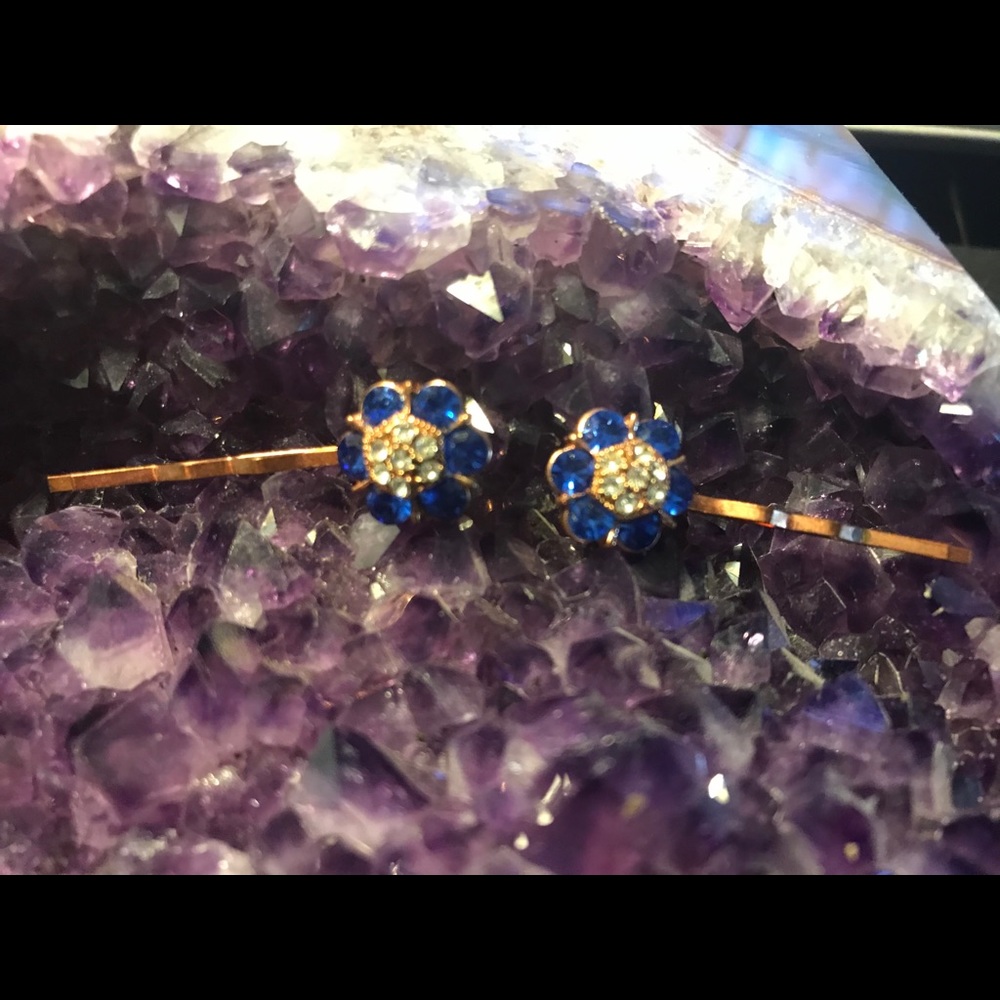 New-Bejeweled Bobby Pins